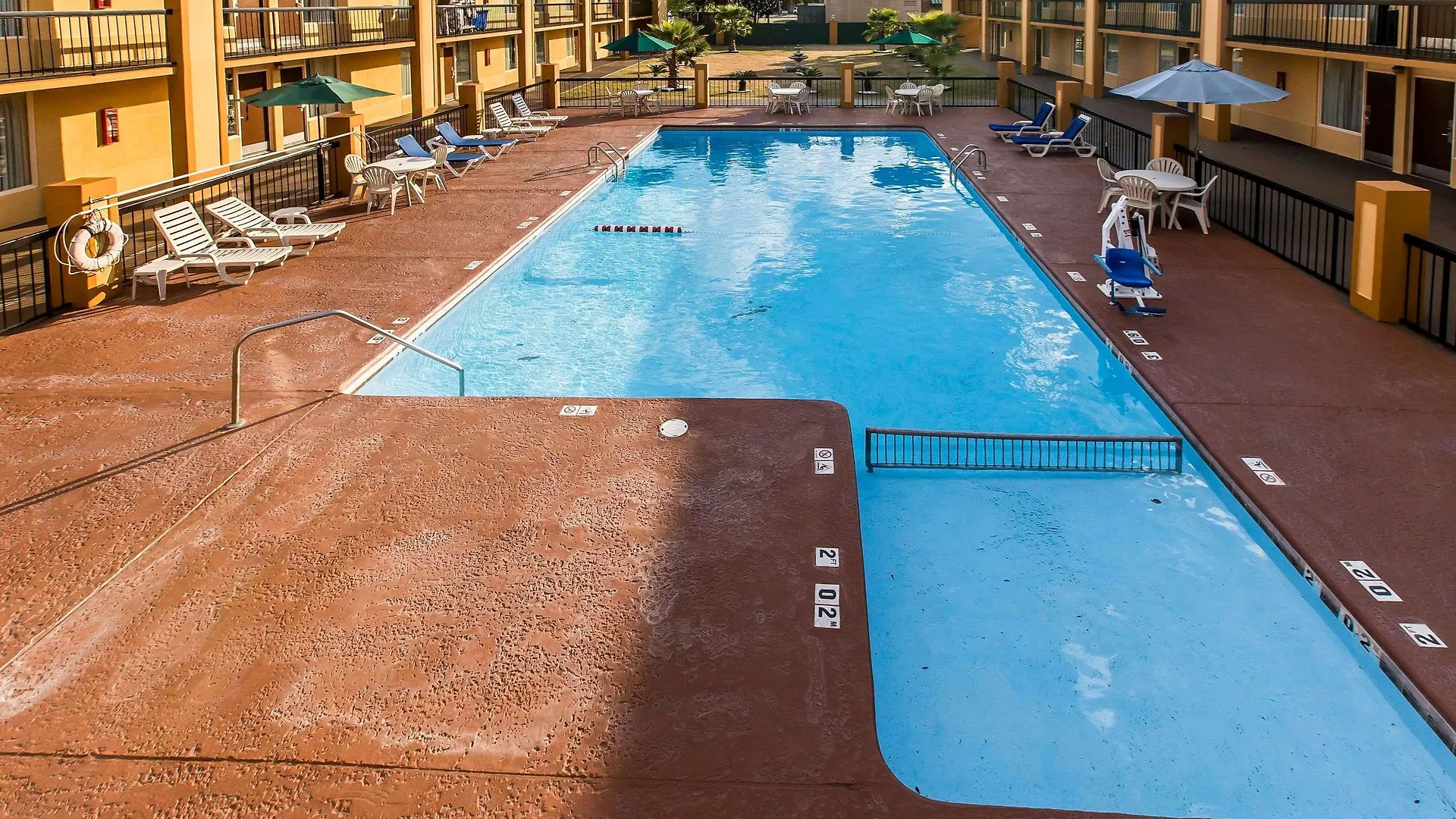 Quality Inn Midtown Savannah USA